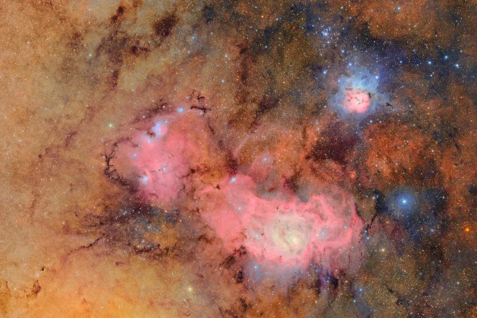 Giant camera captures universe's first images